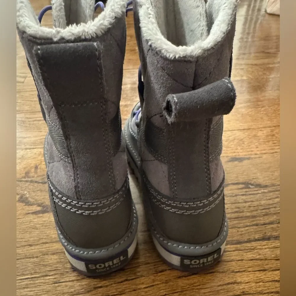 SOREL Quilted Winter Snow Boots Gray Purple Cream Girls 1